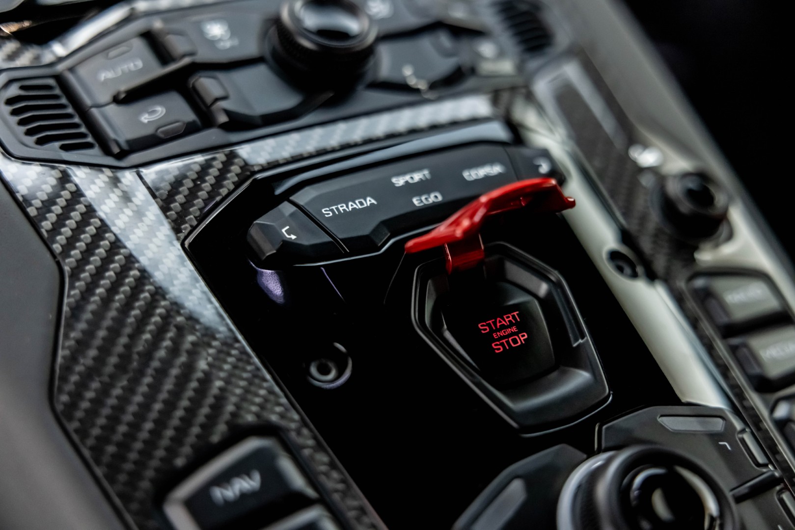 2019 LAMBORGHINI AVENTADOR SVJ 